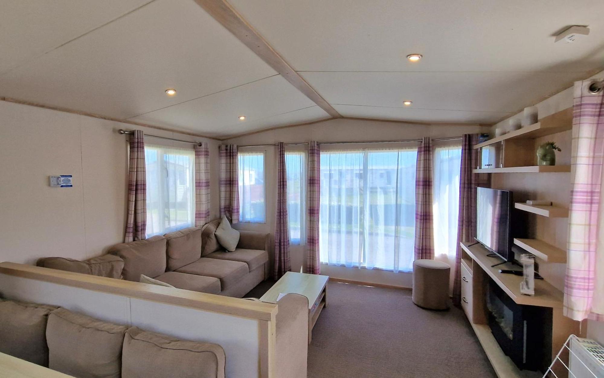 Sweet Cara-van, Seal Bey Apartment *