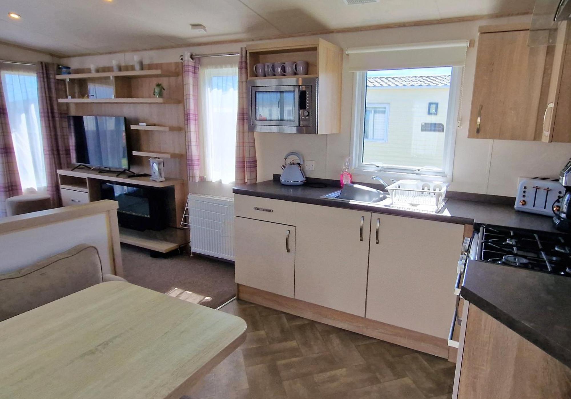 Sweet Cara-van, Seal Bey Apartment *