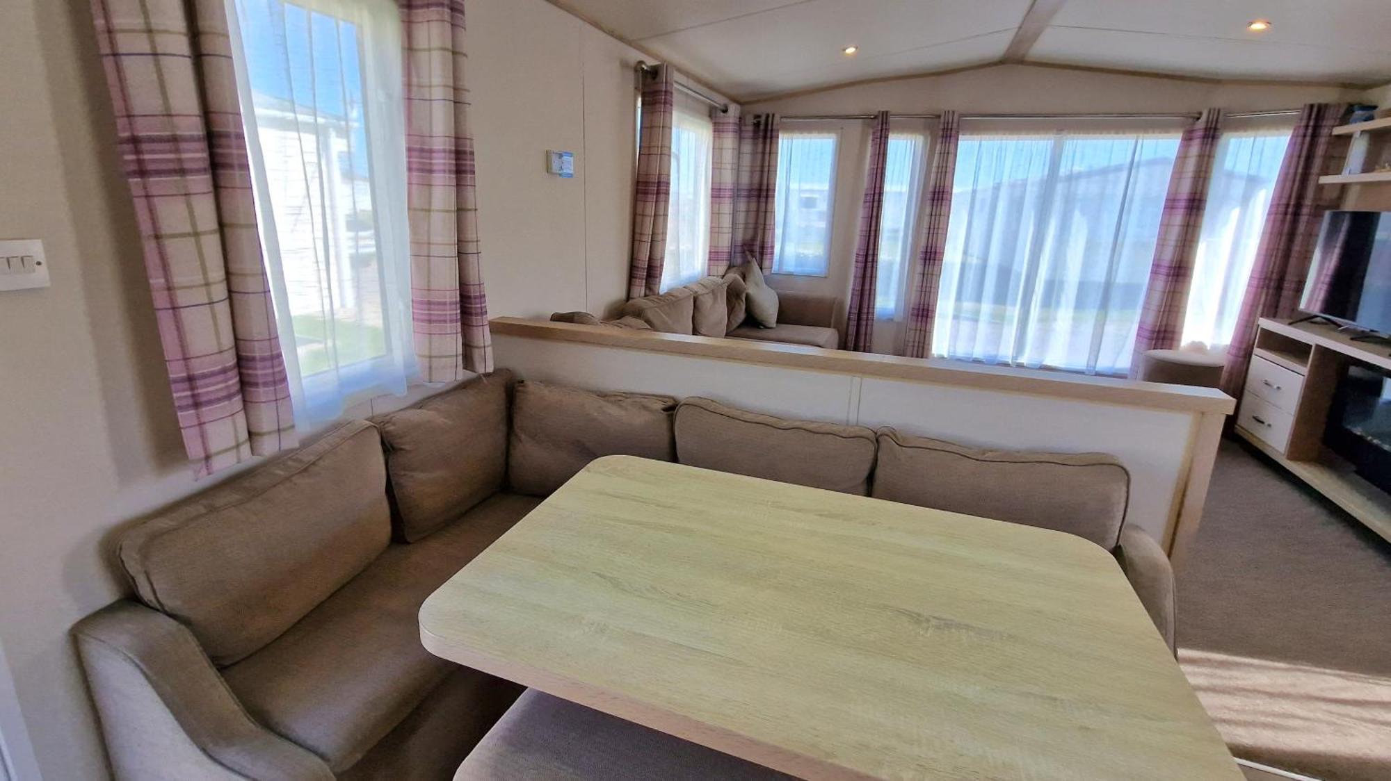 Apartment Sweet Cara-van, Seal Bey Selsey